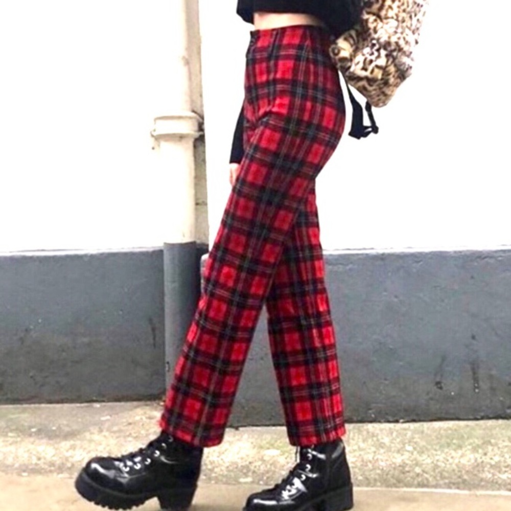 Brandy Melville Valentina Plaid Pants